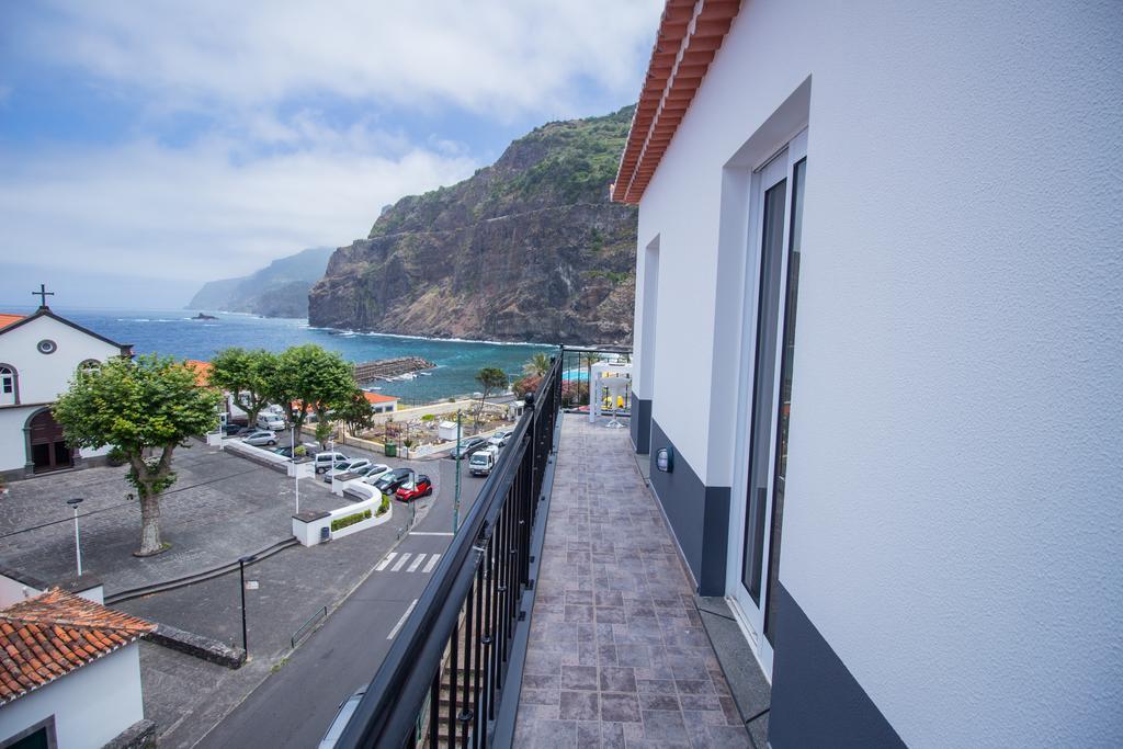 Oliveira'S Apartments - Madeira Island Ponta Delgada  Bagian luar foto