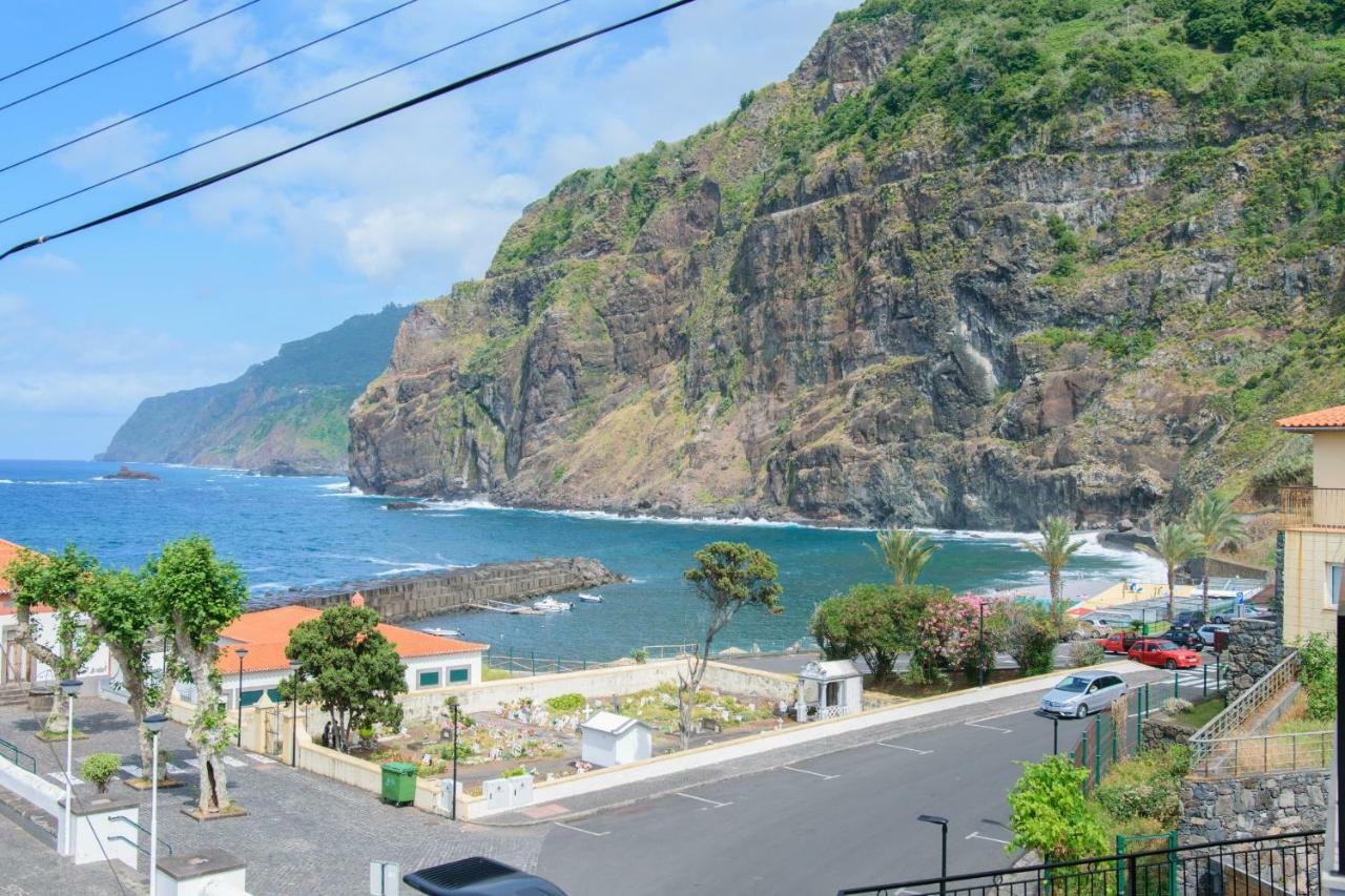 Oliveira'S Apartments - Madeira Island Ponta Delgada  Bagian luar foto